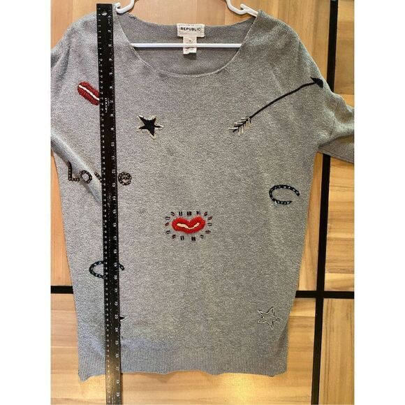 For The Republic‎ Scoop Neck Sweater - Picture 6 of 6